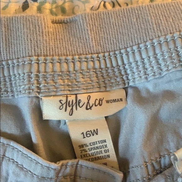 Capris - Picture 2 of 2